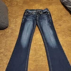 ARIYA JEANS